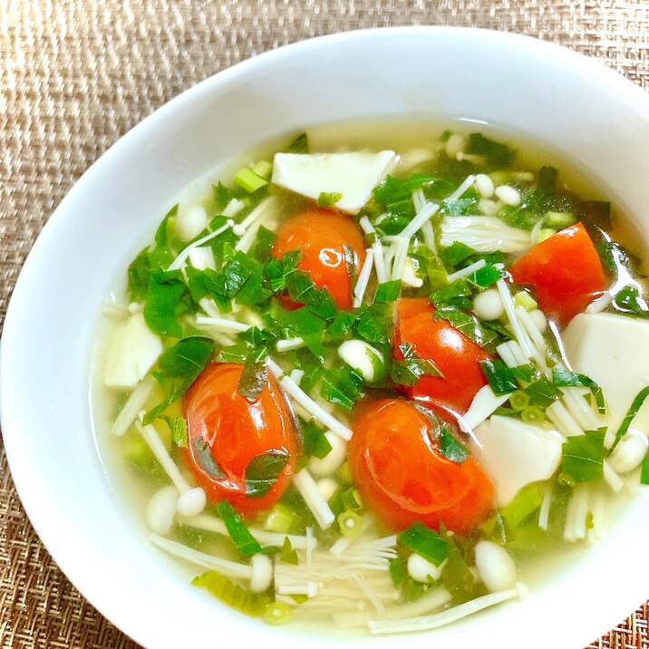 さっぱり♪トマトとお豆腐のモロヘイヤスープ